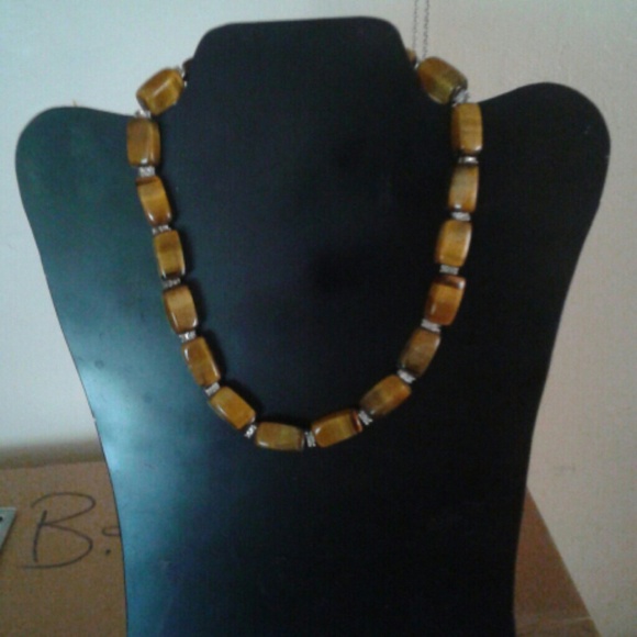 Nwot tiger eye beaded necklace - Picture 1 of 5